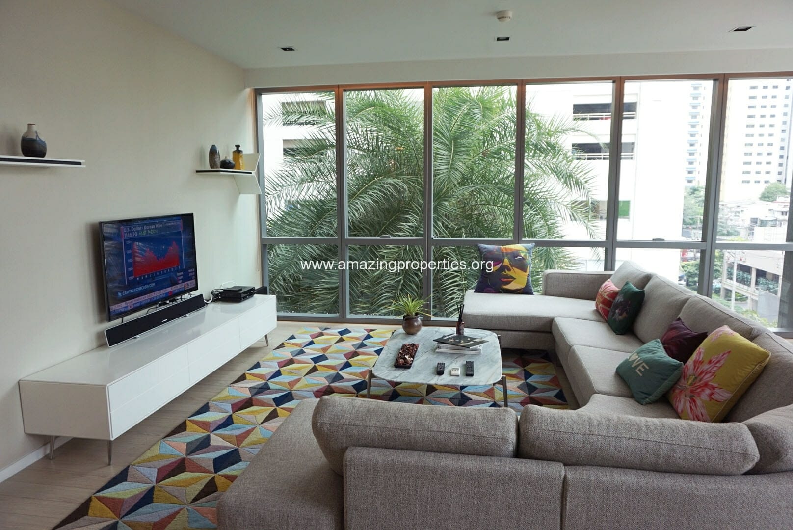 Duplex-2-bedroom-The-Room-Sukhumvit-21-4-4085.jpg