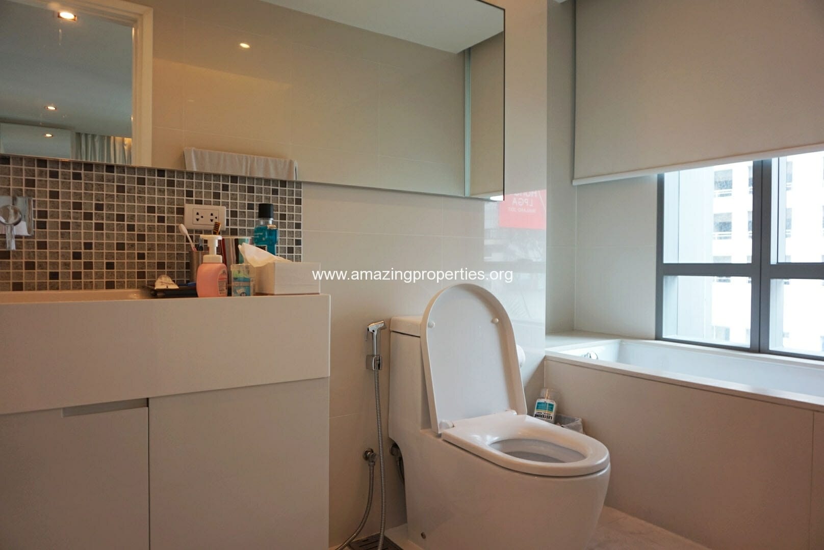 Duplex-2-bedroom-The-Room-Sukhumvit-21-5-5359.jpg
