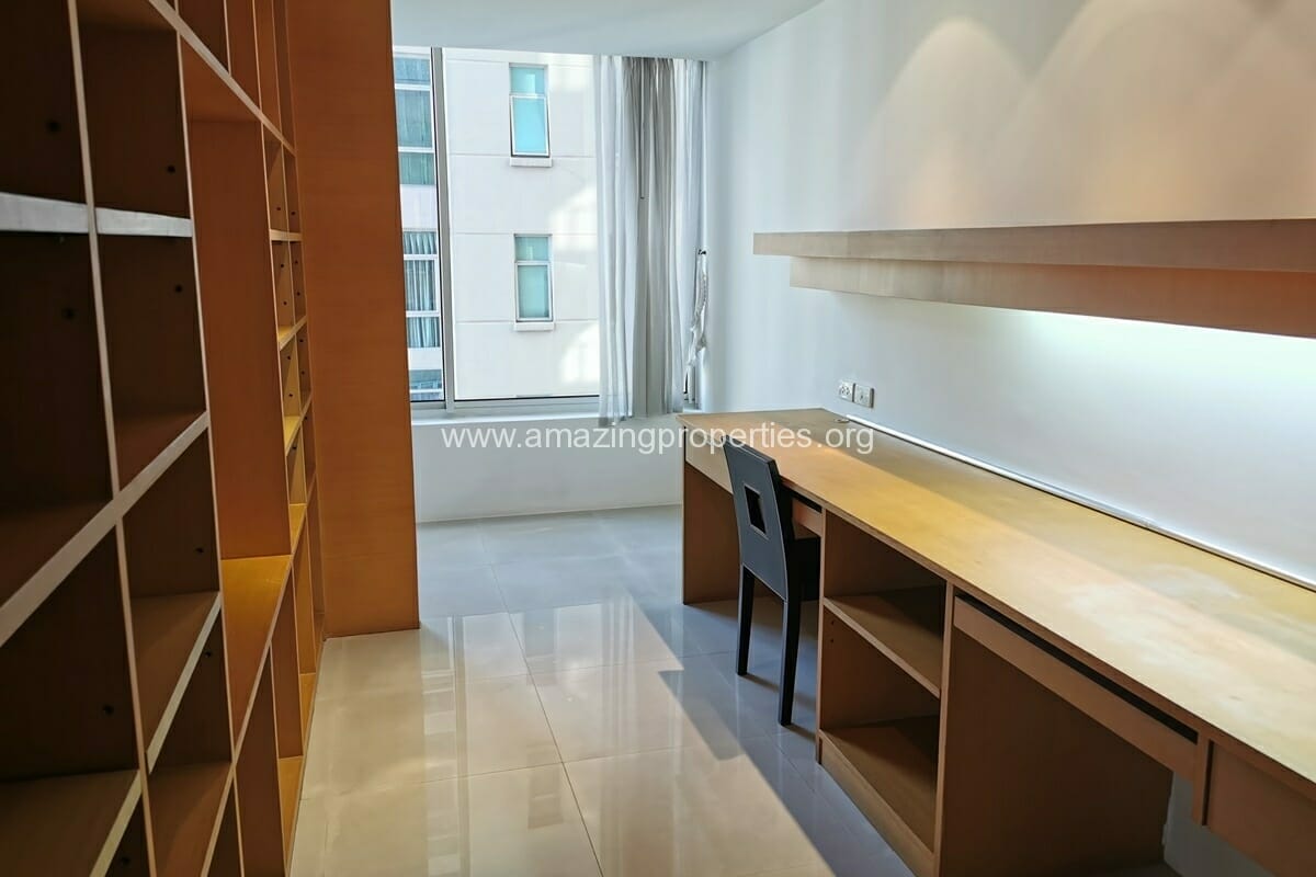 Duplex-3-Bedroom-Condo-Langsuan-Ville-13-7048.jpg