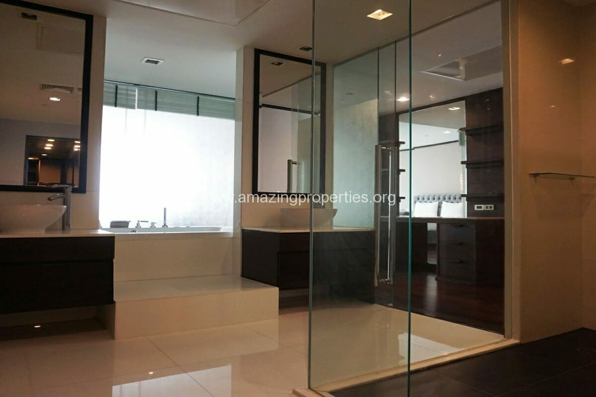 Duplex-3-Bedroom-Condo-Le-Raffine-31-10-2545.jpg