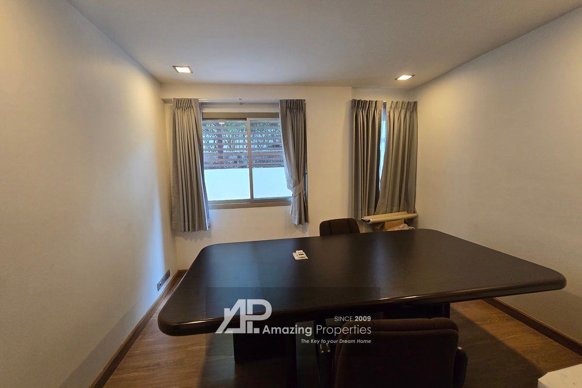 Duplex-3-bedroom-Ficus-Lane-10-6016.jpg