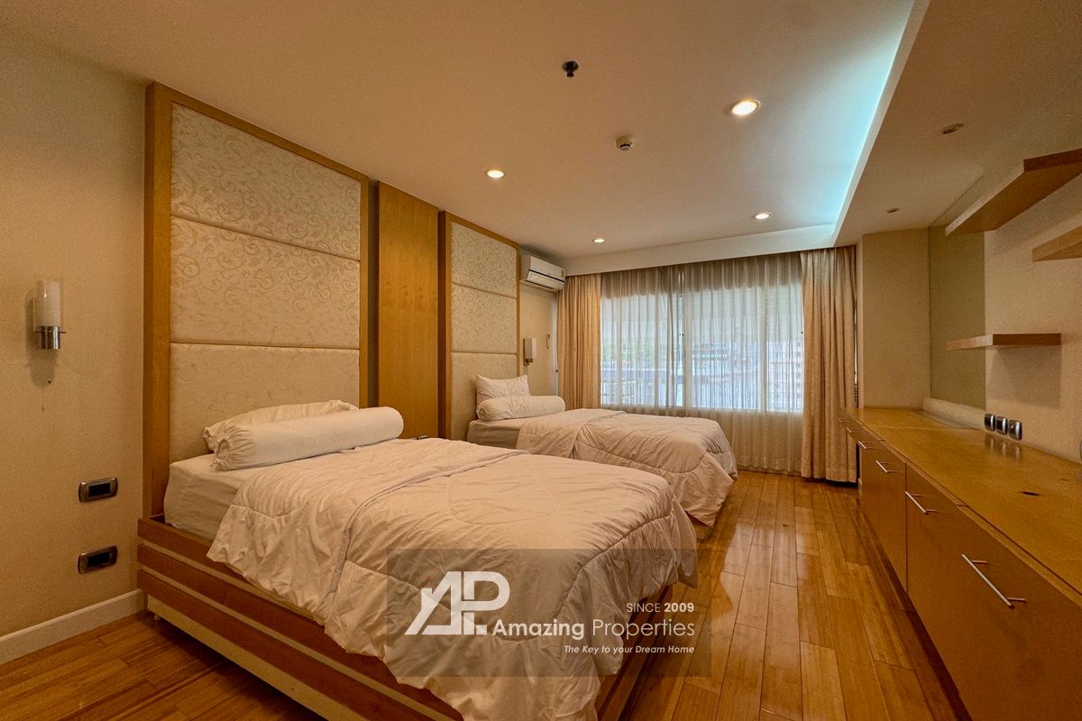 Duplex-3-bedroom-Le-Raffine-Sukhumvit-24-20-5765.jpg