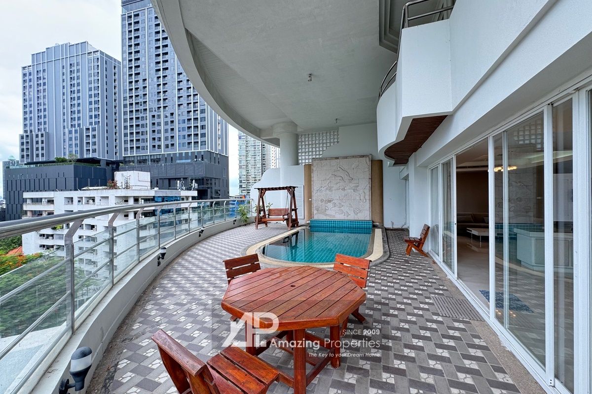 Duplex-3-bedroom-Le-Raffine-Sukhumvit-24-3-5303.jpg