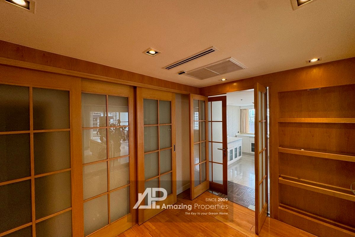 Duplex-3-bedroom-Le-Raffine-Sukhumvit-24-9-9857.jpg