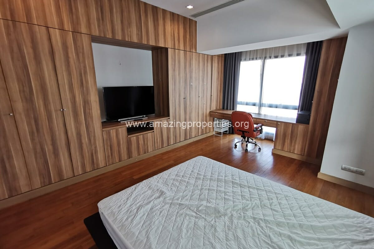 Duplex-3-bedroom-Le-Raffine-Sukhumvit-39-25-6140.jpg