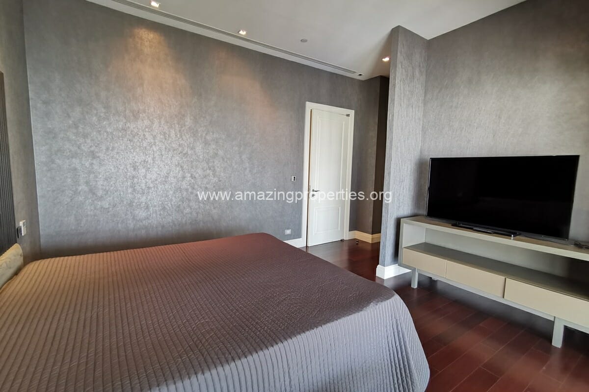 Duplex-3-bedroom-Le-Raffine-Sukhumvit-39-37-6172.jpg
