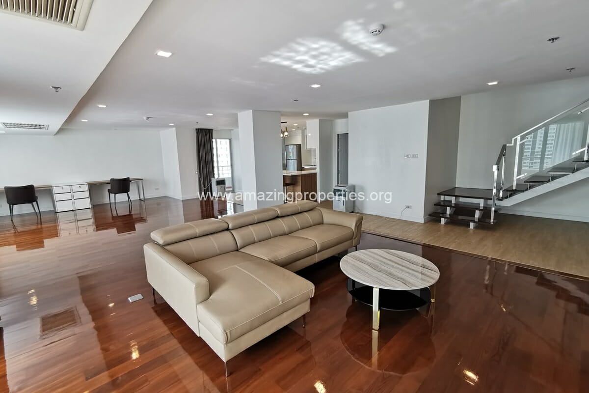 Duplex-3-bedroom-Queens-Park-View-11-2500.jpg