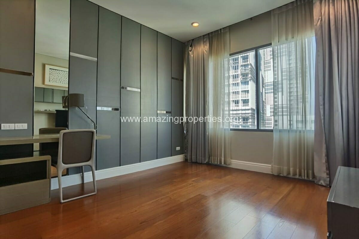 Duplex-3-bedroom-The-Bright-Sukhumvit-24-12-1003.jpg