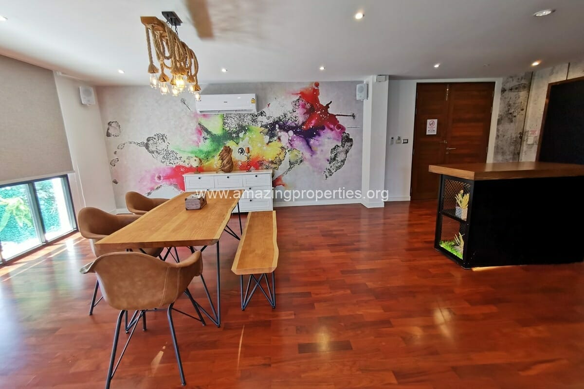 Duplex-3-bedroom-apartment-Chidlom-22-4151.jpg