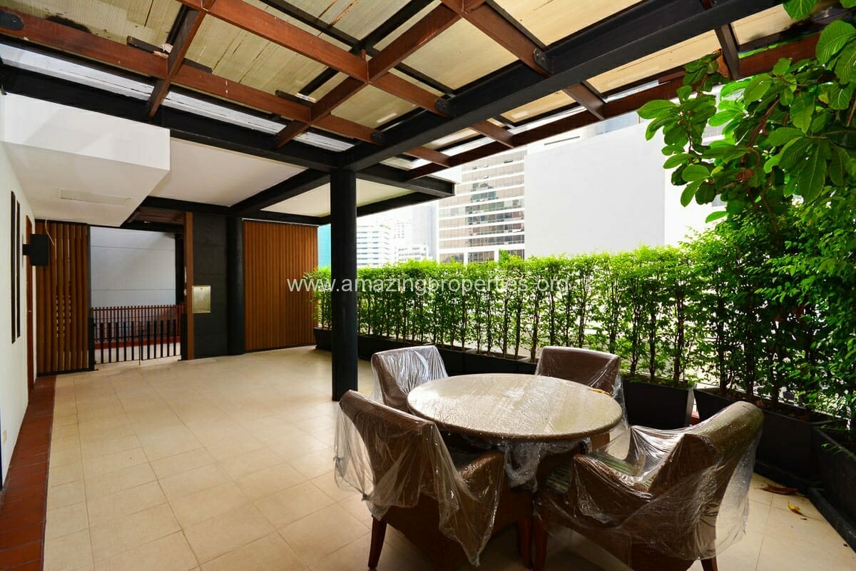 Duplex-4-Bedroom-Apartment-with-Terrace-Phrom-Phong-7335.jpg