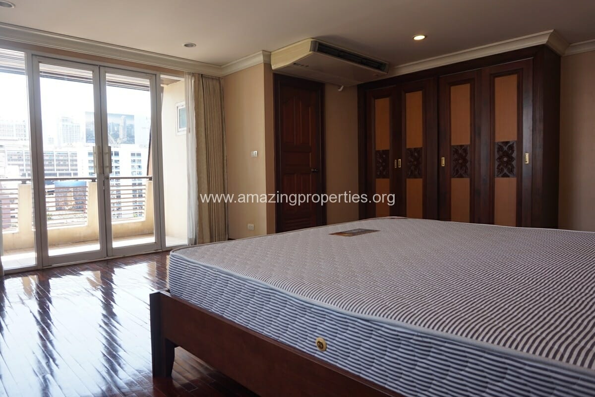 Duplex-4-Bedroom-Penthouse-for-Rent-at-Nagara-Mansion-18-5392.jpg