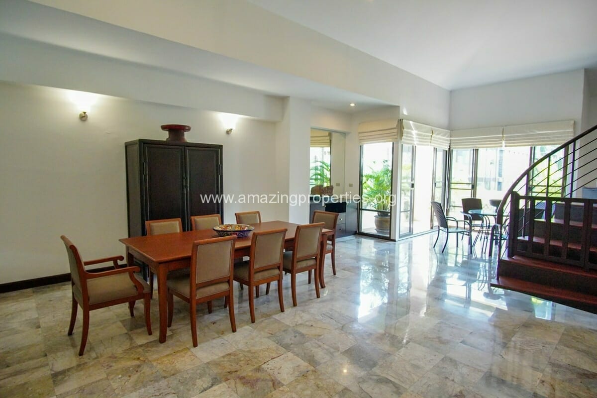 Duplex-4-Bedroom-Raintree-Village-3-2753.jpg