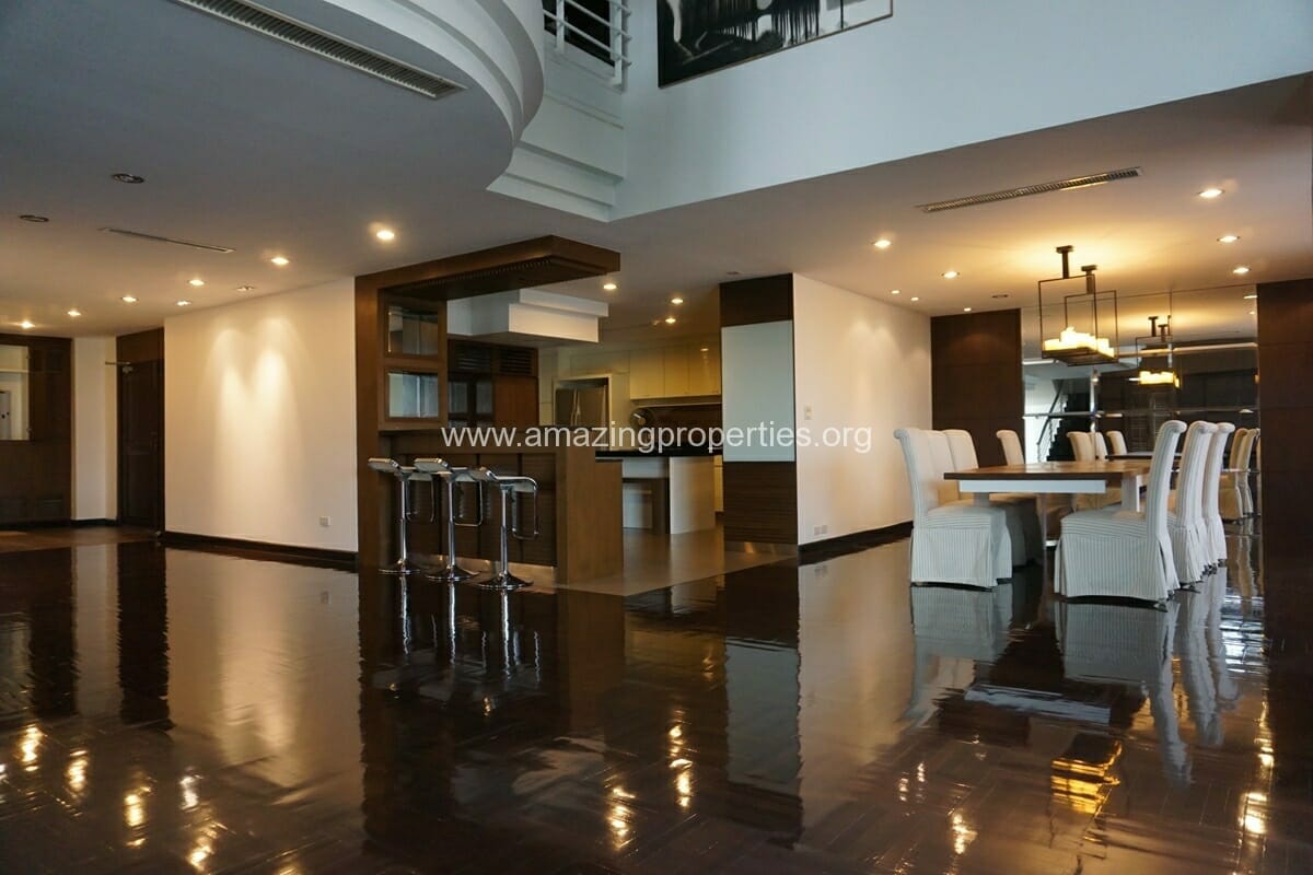 Duplex-4-Bedroom-condo-Thonglor-2-2460.jpg
