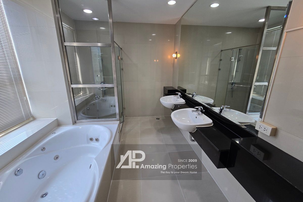 Duplex-4-bedroom-Penthouse-Phrom-Phong-31-4746.jpg