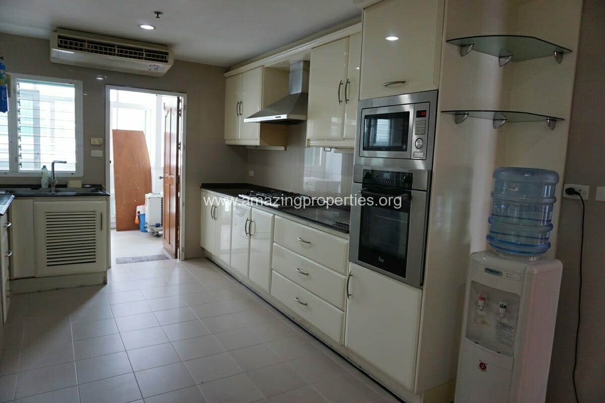 Duplex-5-bedroom-apartment-Asoke-2-5860.jpg