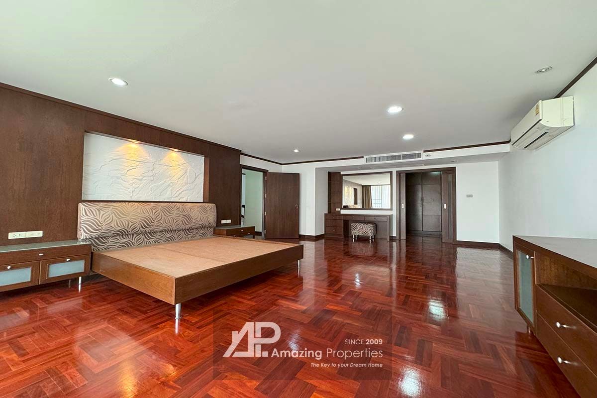 Duplex-Apartment-Phrom-Phong-12-7094.jpg
