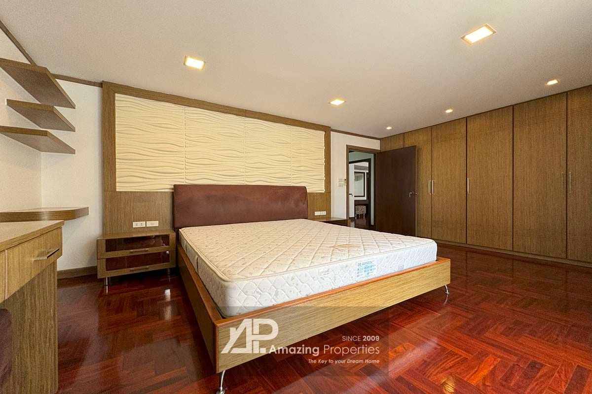 Duplex-Apartment-Phrom-Phong-19-4647.jpg