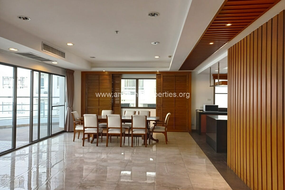 Duplex-Condo-Le-Raffine-Sukhumvit-24-21-2468.jpg