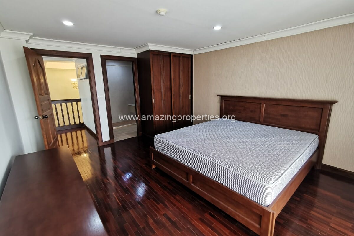 Duplex-Penthouse-Ploenchit-16-2103.jpg
