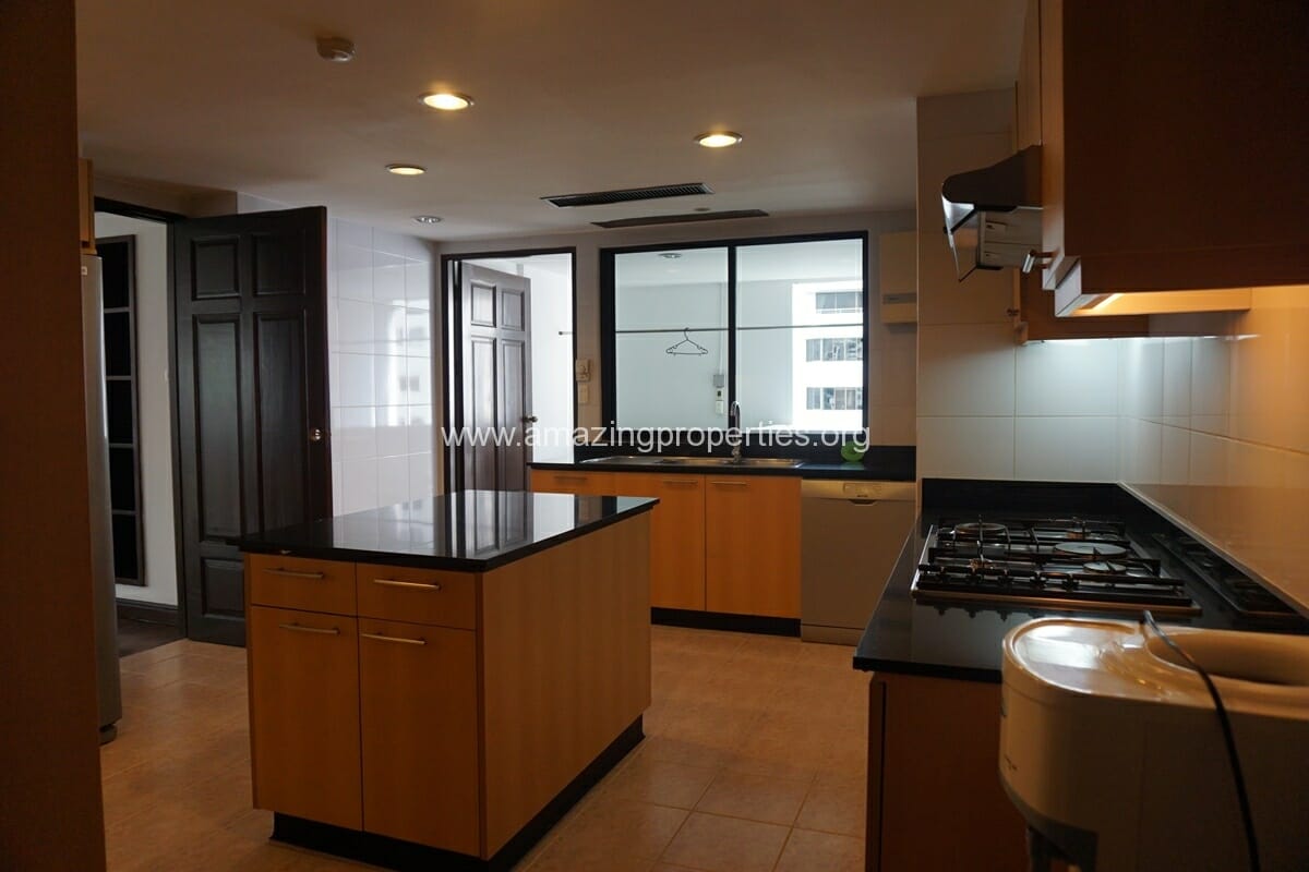 Duplex-Penthouse-for-Rent-Jaspal-Apartment-Sukhumvit-23-11-5373.jpg