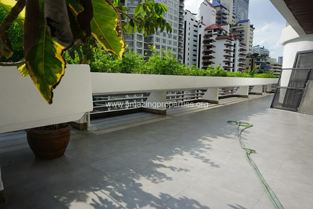 Duplex-Penthouse-for-Rent-Jaspal-Apartment-Sukhumvit-23-3-2719.jpg