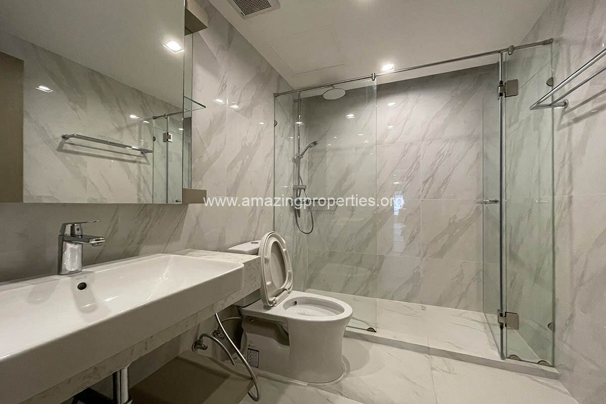 Duplex-condo-Le-Raffine-Sukhumvit-24-13-7046.jpg