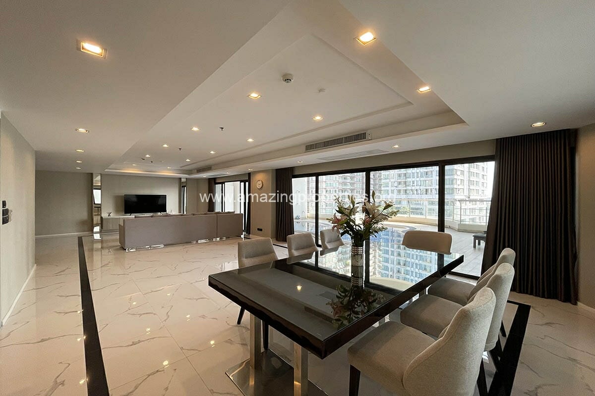 Duplex-condo-Le-Raffine-Sukhumvit-24-19-5499.jpg