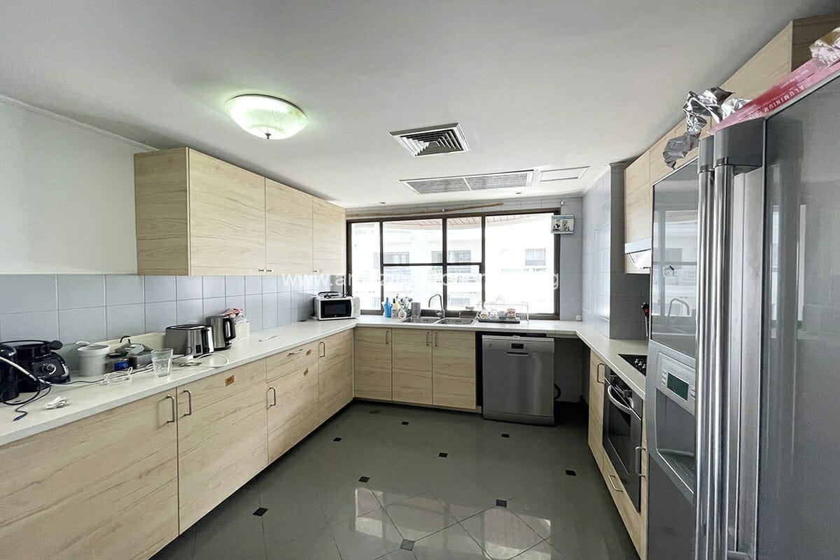Duplex-condo-Le-Raffine-Sukhumvit-24-2-5072.jpg
