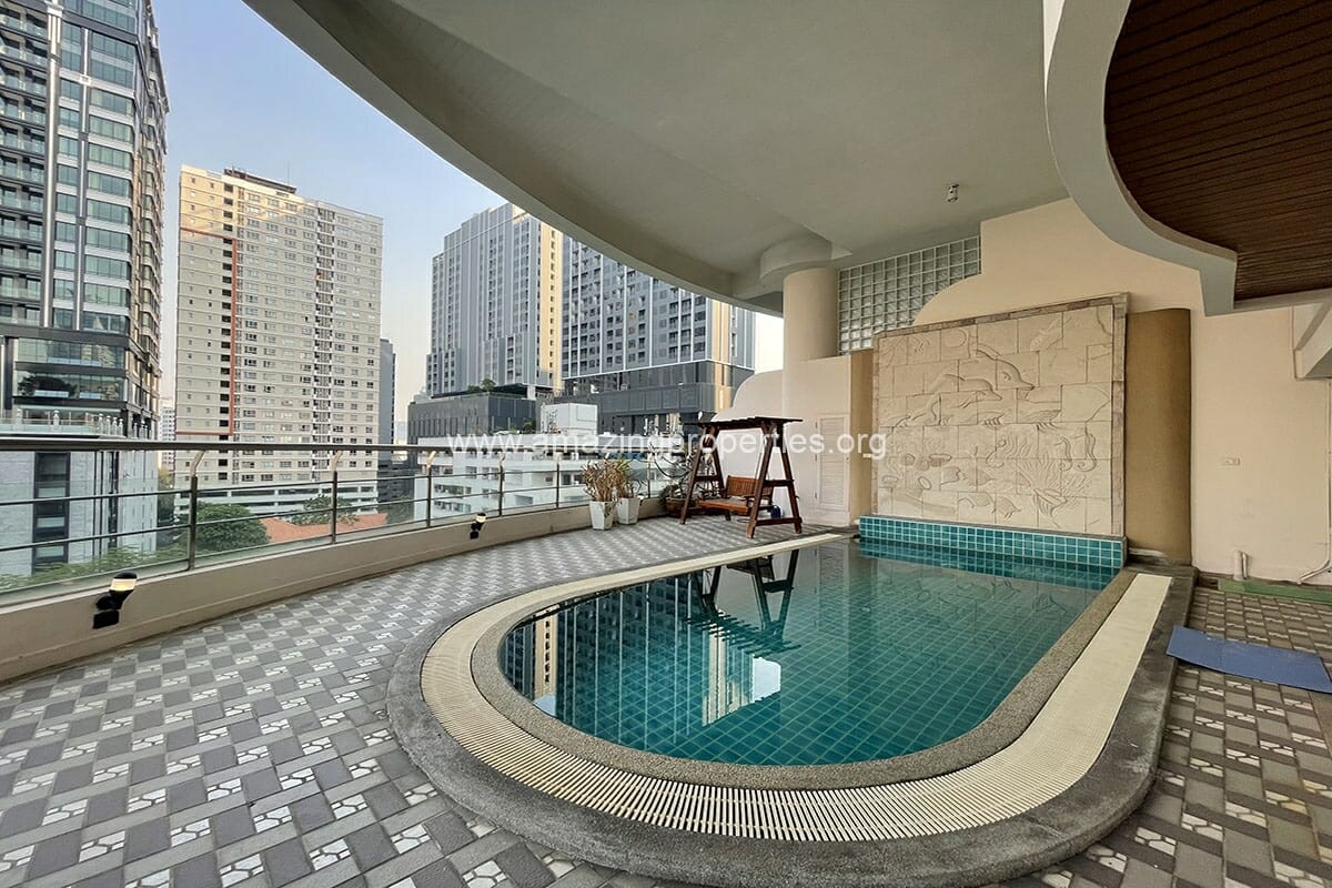 Duplex-condo-Le-Raffine-Sukhumvit-24-3-7793.jpg