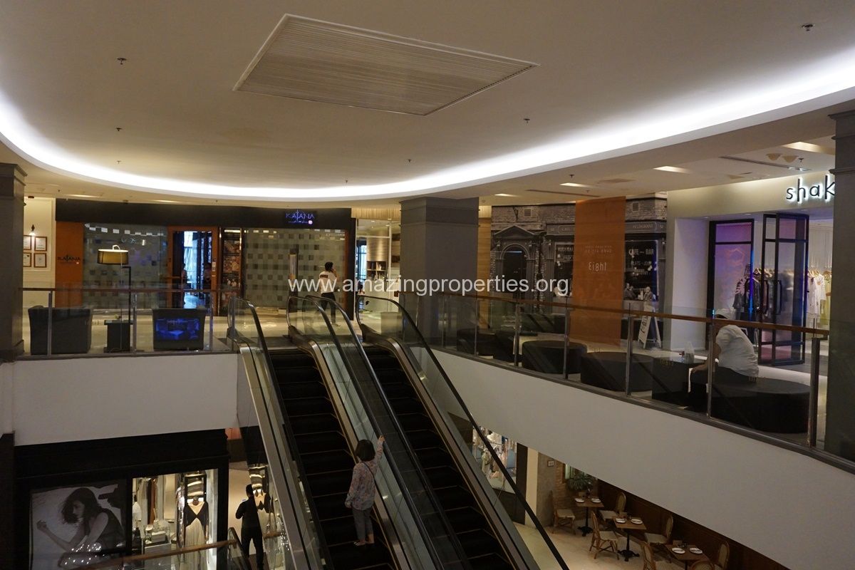 Eight-Thonglor-Shoppingmall-1-9988.jpg