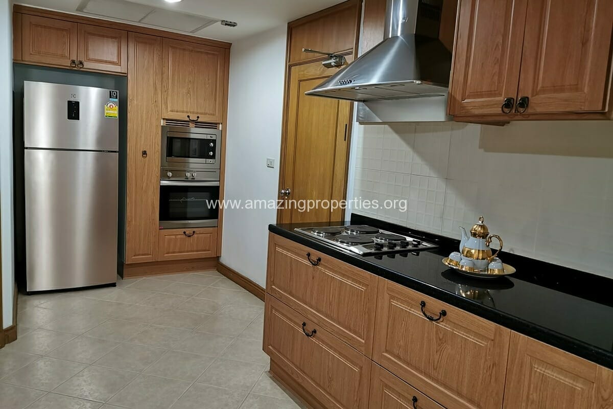 Empire-Sawatdi-2-Bedroom-Apartment-Phrom-Phong-7-9393.jpg