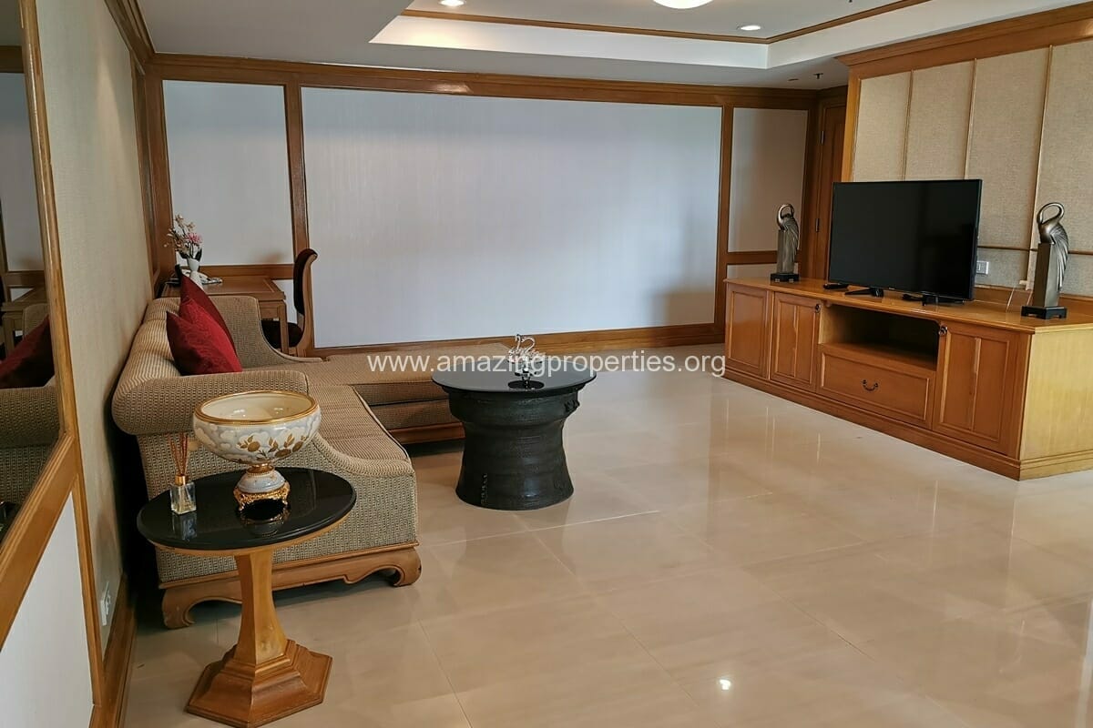 Empire-Sawatdi-2-Bedroom-Apartment-Phrom-Phong-9-3505.jpg