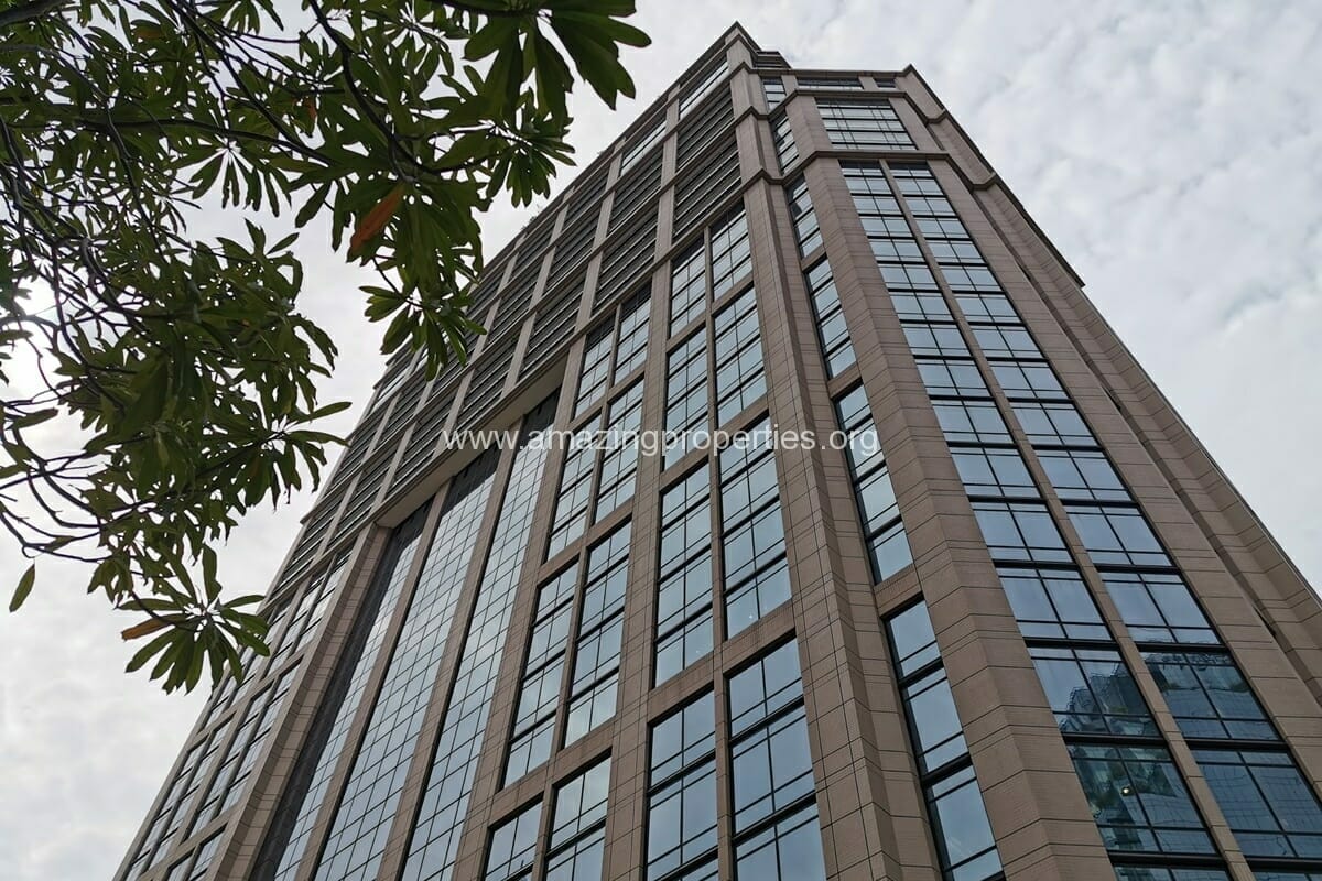 Emporium-Suites-Phrom-Phong-4-6947.jpg