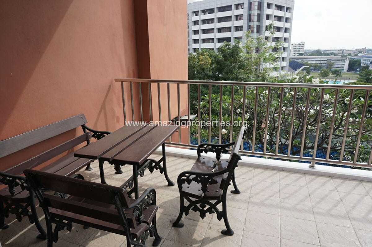 Fullerton-3-Bedroom-Condo-13-3025.jpg