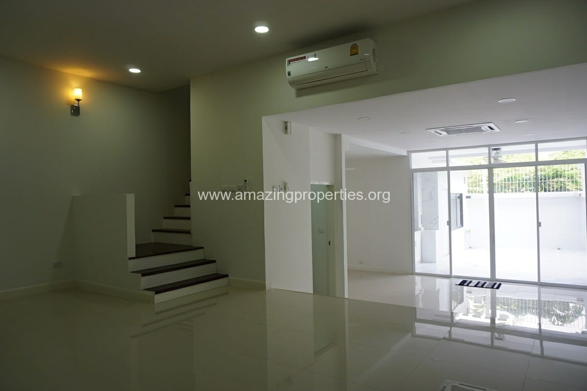 House-for-rent-at-The-Natural-Place-Phrom-Phong-60-9640.jpg