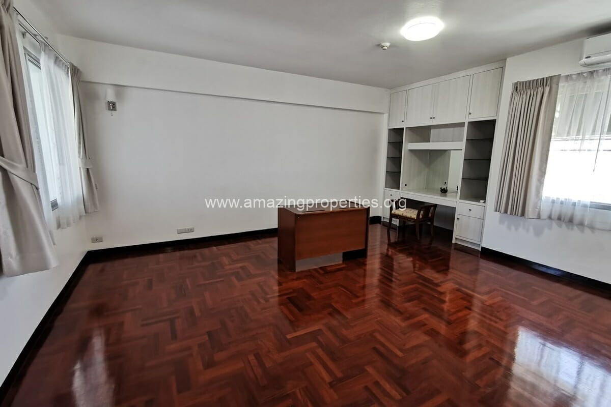 Kanta-Mansion-3-bedroom-apartment-9-7983.jpg