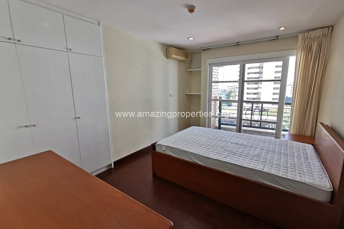 Kasemsuk-Mansion-3-Bedroom-Phrom-Phong-5-3420.jpg