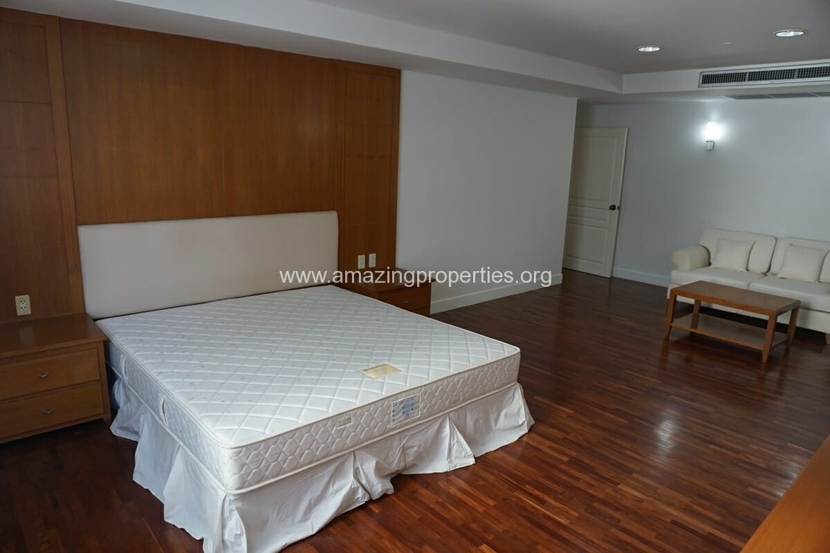 Krungthep-Thani-Tower-3-Bedroom-Apartment-11-5454.jpg