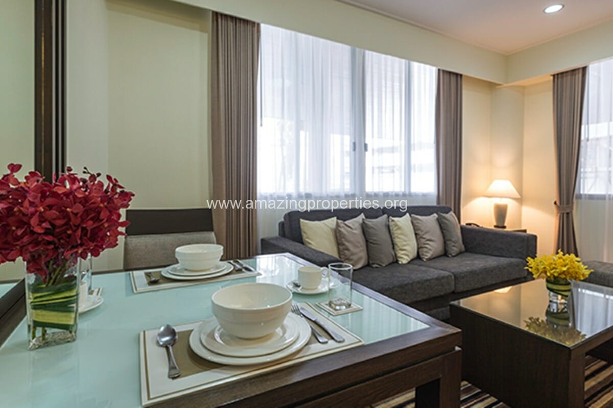 Krystal-Court-1-Bedroom-Apartment-3-4731.jpg