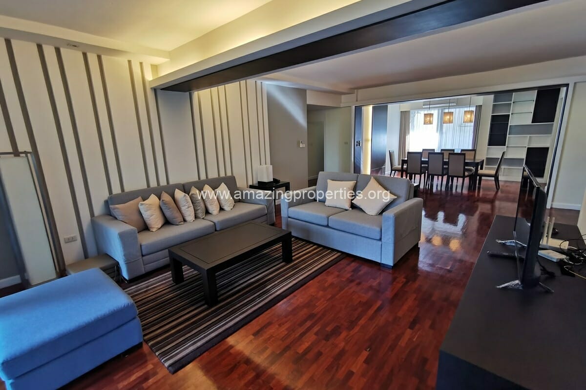 Krystal-Court-3-bedroom-apartment-3-5957.jpg