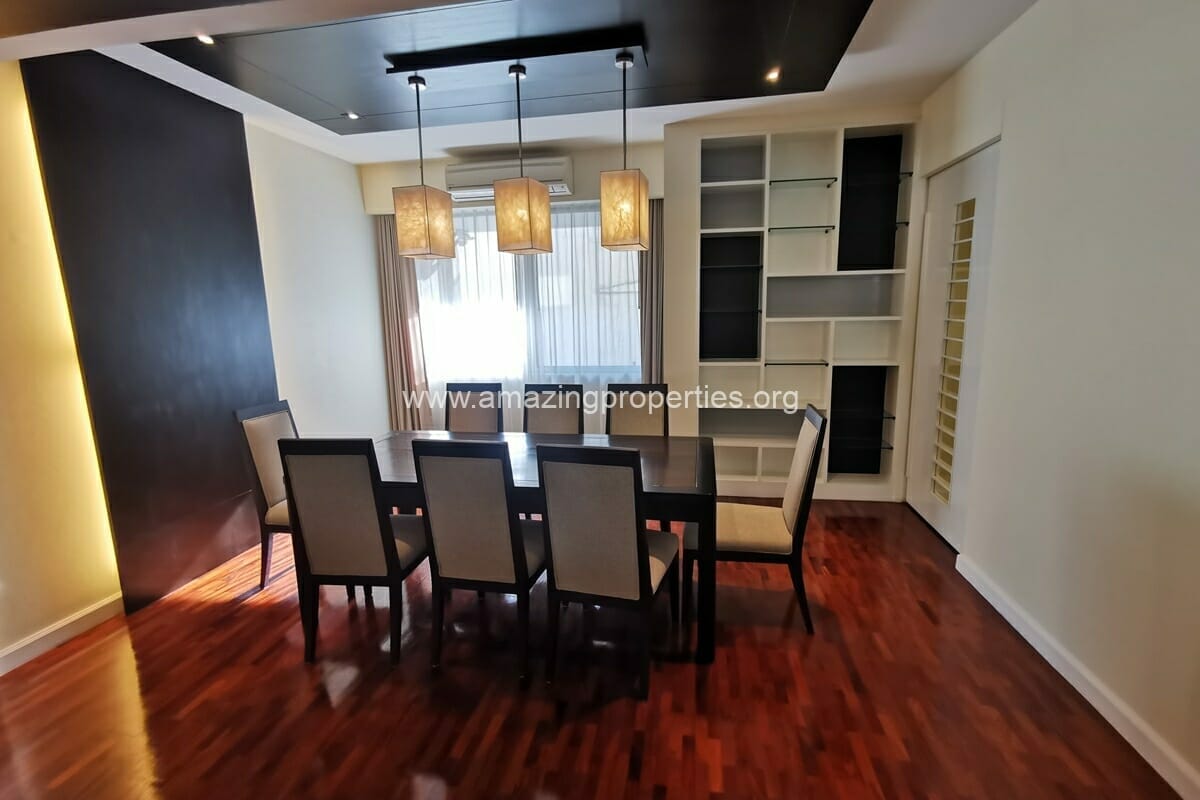Krystal-Court-3-bedroom-apartment-6-2133.jpg