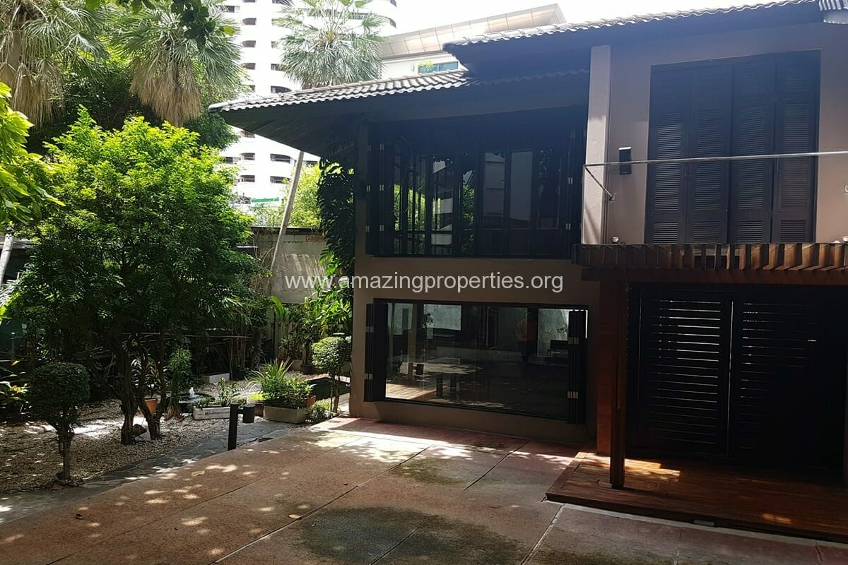 Land-with-House-for-lease-in-Asoke-14-5067.jpg