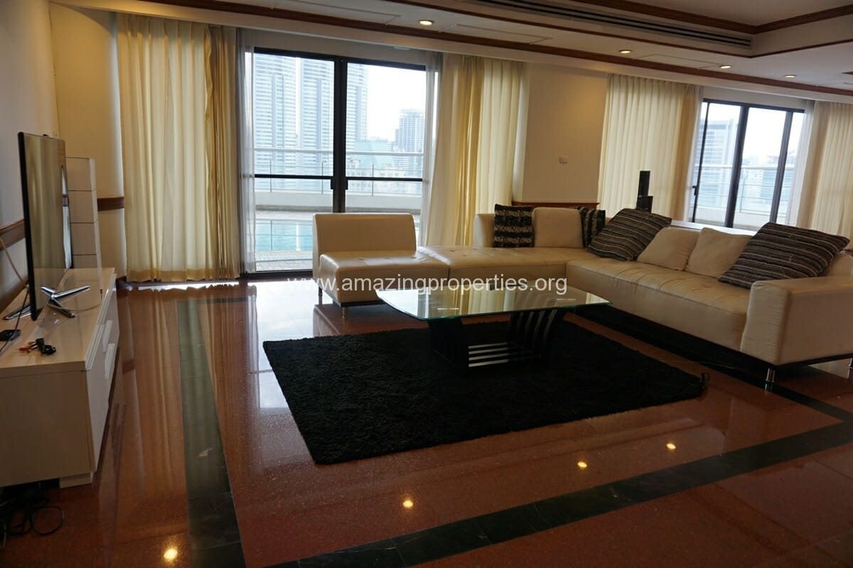Le-Raffine-Sukhumvit-24-3-Bedroom-Condo-1-5736.jpg