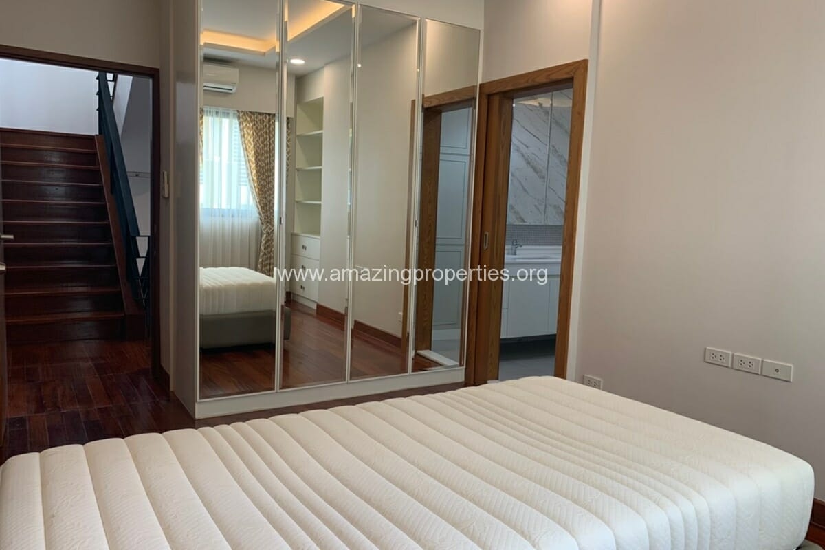 Levara-Residence-3-bedroom-house-Phrom-Phong-12-5601.jpg