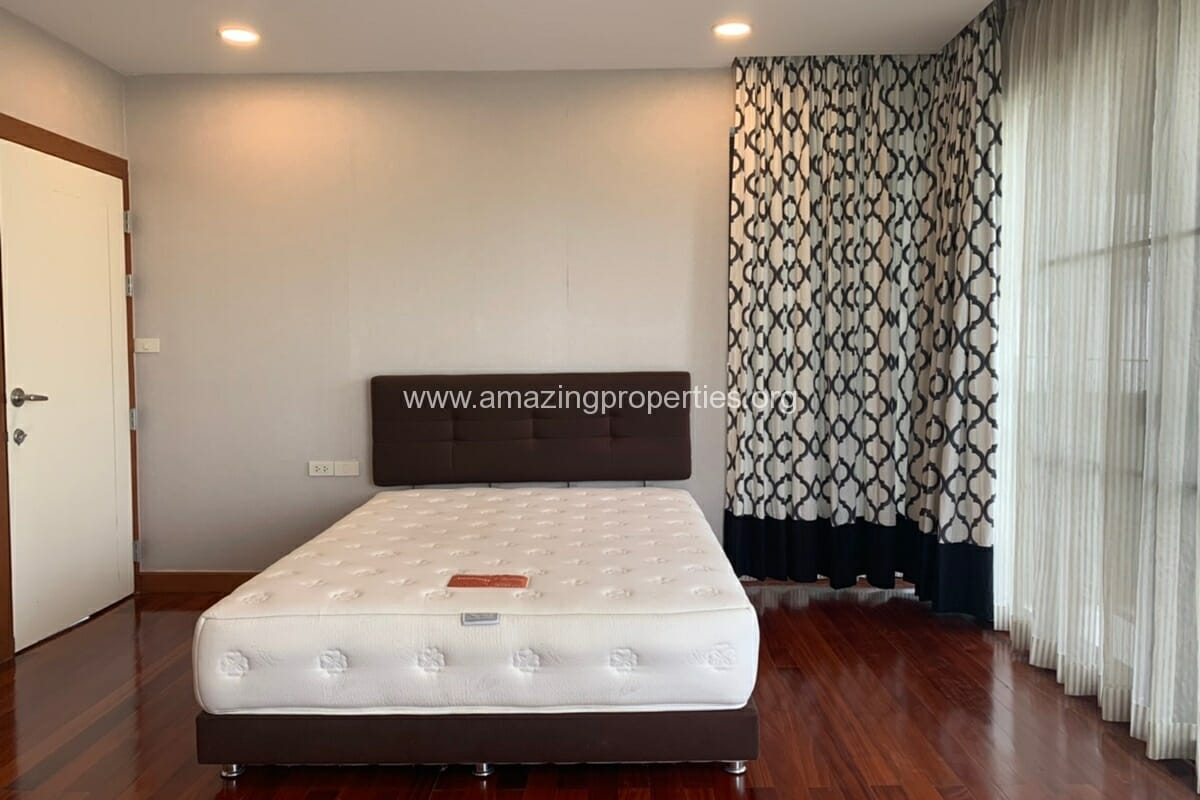 Levara-Residence-3-bedroom-house-Phrom-Phong-15-9003.jpg