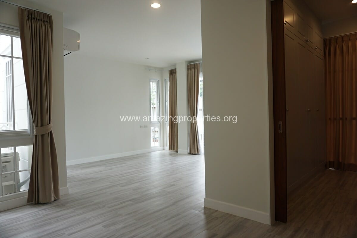 Luxury-4-Bedroom-House-for-Rent-Phrom-Phong-18-7716.jpg