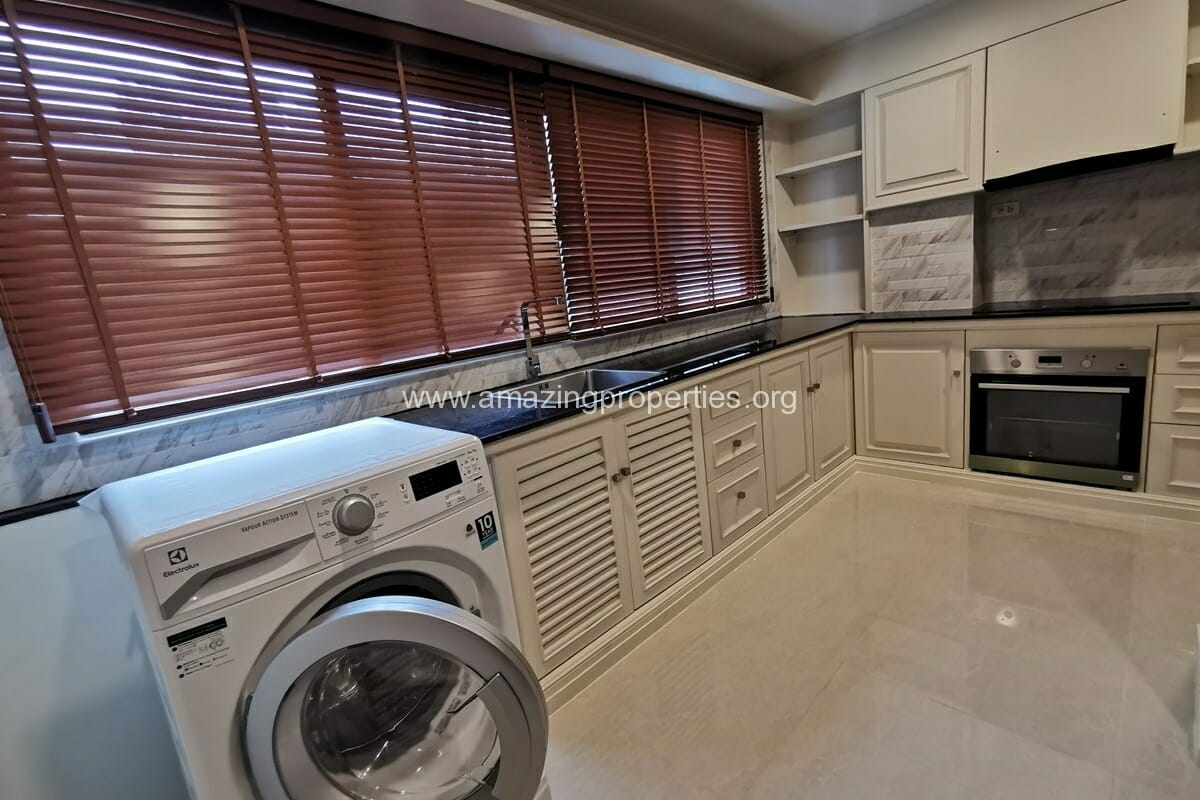 M-Towers-2-Bedroom-apartment-2-9833.jpg