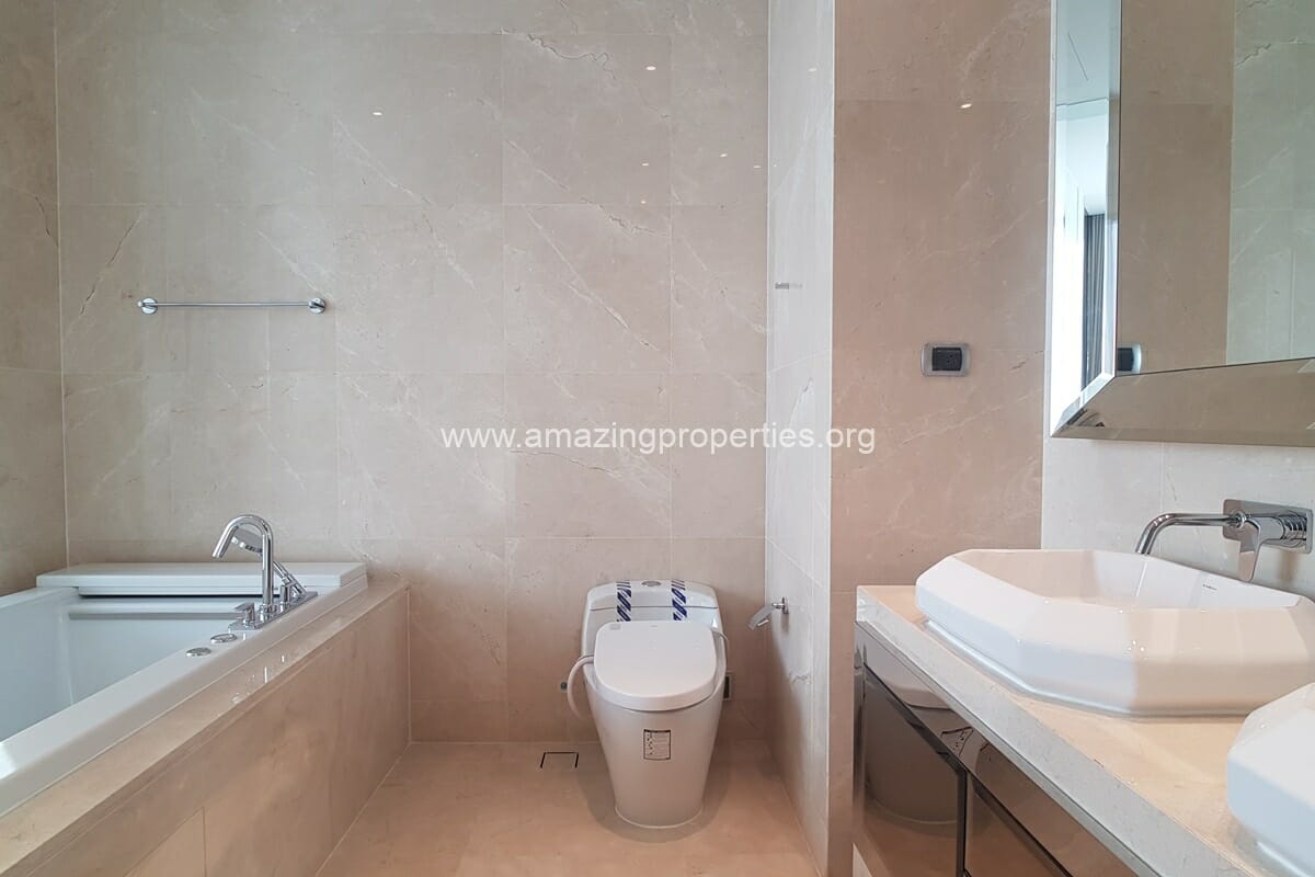Marque-Sukhumvit-3-bedroom-13-2425.jpg