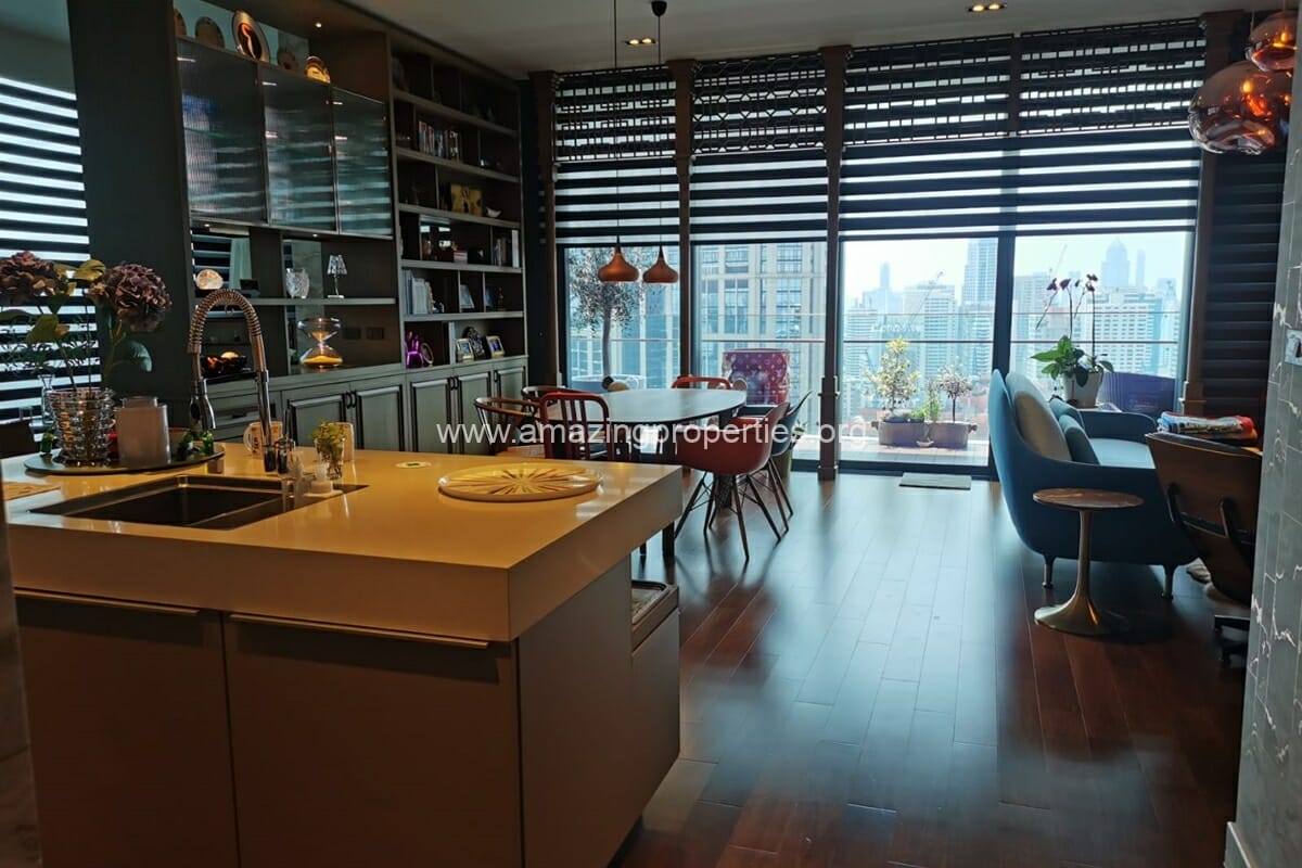 Marque-Sukhumvit-3-bedroom-condo-1-5177.jpg