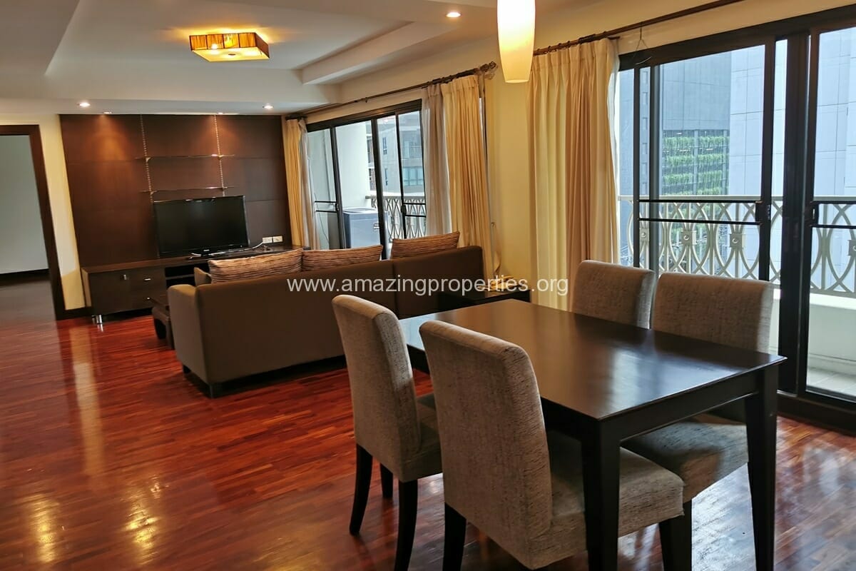 Mela-Mansion-2-bedroom-apartment-10-8554.jpg
